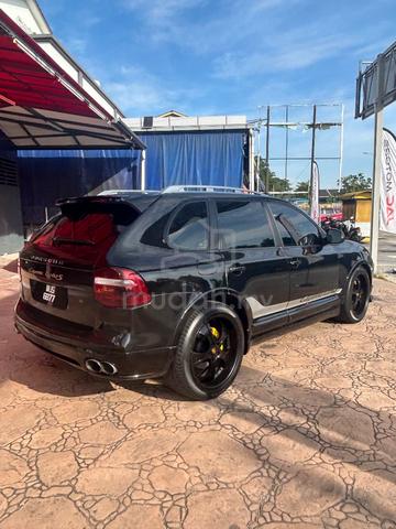 2010 Porsche CAYENNE 3.2 957 (A) - 4