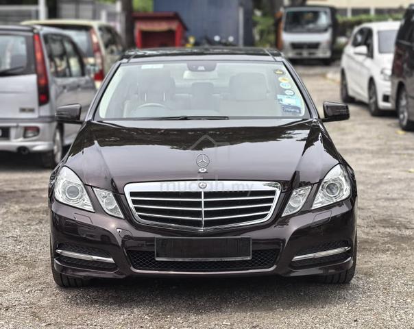 2011 Mercedes-Benz E300 3.0 Avantgarde MILEAGE 52K - 2