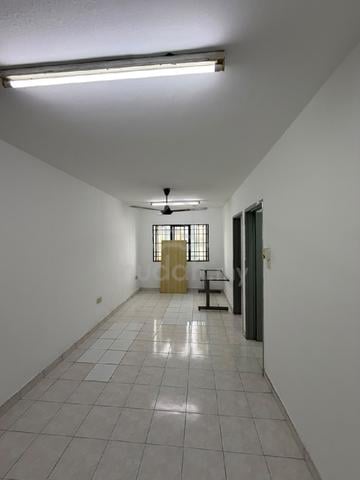 Flora Damansara 1