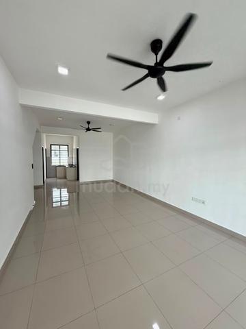Bandar Dato Onn / Double Storey Terrace House For Rent ‼️ 1