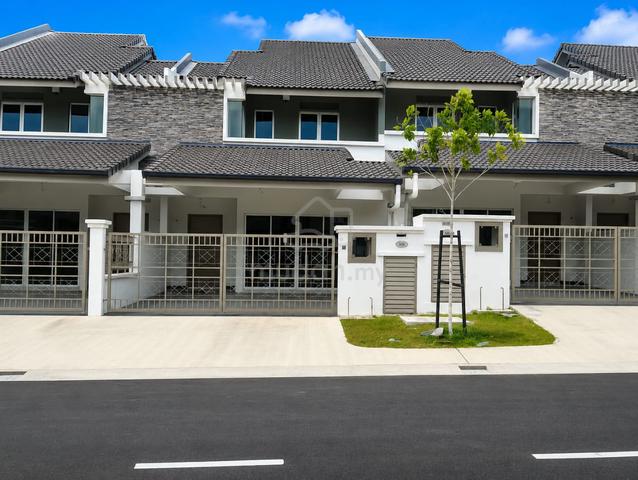Double Storey Ayu Prima Setia Alam Near Setia City Mall 1