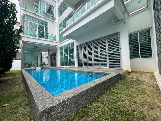 BEST BUY 2.5 Sty Bungalow Jalan Barnett Georgetown private POOL LIFT 1