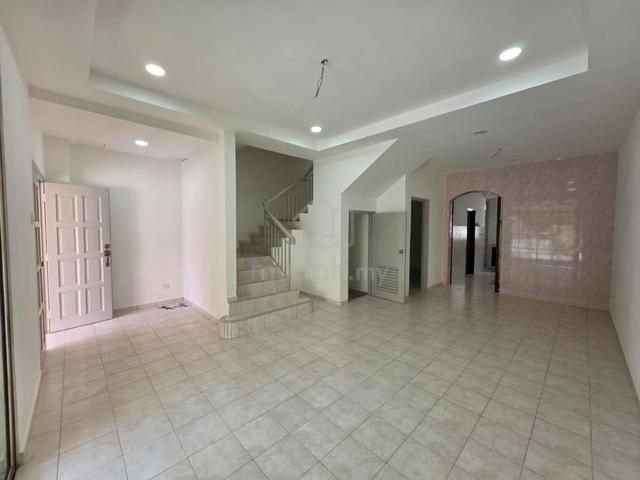 Taman Austin Perdana 2 Sty Terrace House Renovated & Extended For Sale 1
