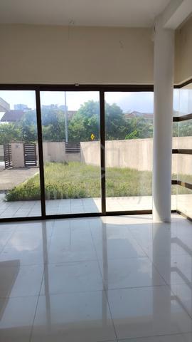 Banyan Close, Bandar Bukit Mahkota, Kajang 1