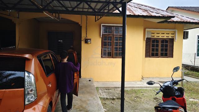 Rumah Semi-D sebelah SK Mulong 1 1