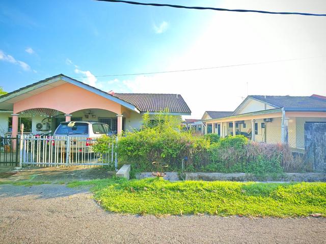 Inderapura SEMI-D Single Storey near LYC Market, Nirwana, SM Chung Hwa 1