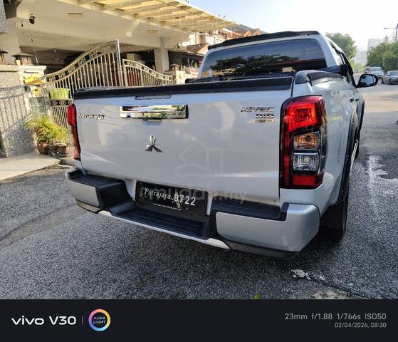2019 Mitsubishi TRITON 2.4 VGT A/T PREMIUM (A) - 3