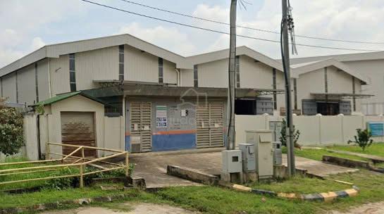 Puncak Alam, Ijok main road Warehouse for Rent 1