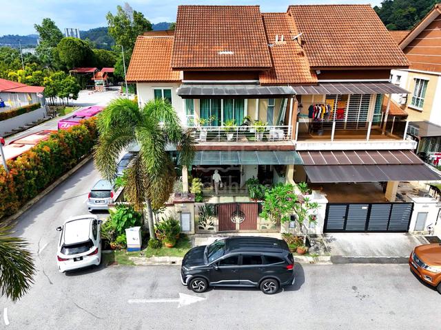 Fully Renovated Semi-D @ Ampang Saujana , Selangor 1