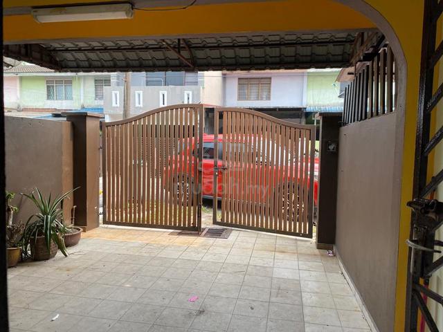 Permas Jaya Double Storey low Cost 1