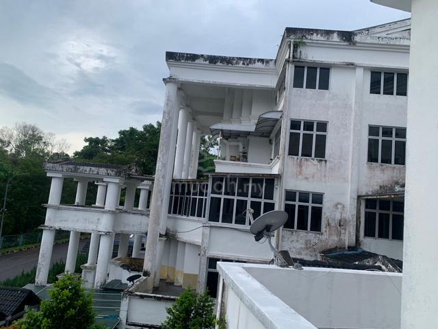 Bukit Permata Villas 1