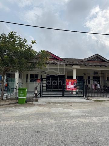 Bukit Ubi Single Storey For Rent (Kuantan Town) 1