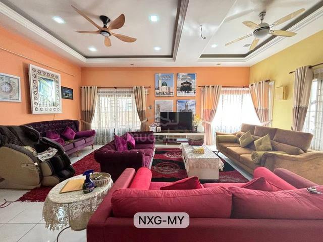 FACING PARKING!! RENOVATED! 2 Storey End Lot House Kota Bayuemas Klang 1