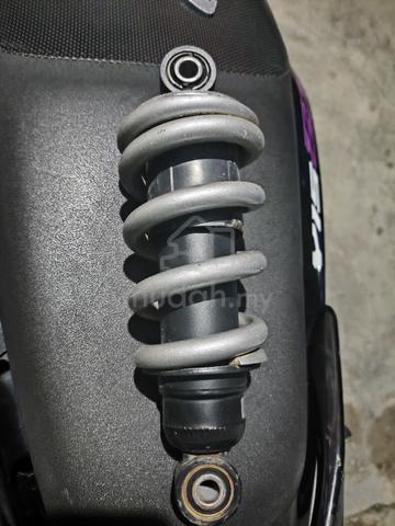 mono y16/ disc depan  - photo 2 of 6