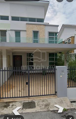 Allowed workers semi D double storey 1