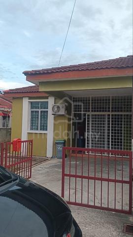 semi-d house for rent 1