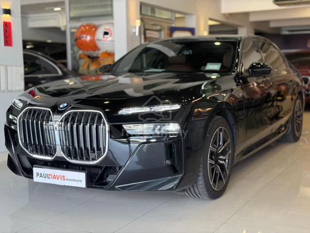 2024/2025 Bmw 750e xDRIVE M SPORT 3.0  G70  LOCAL - 1