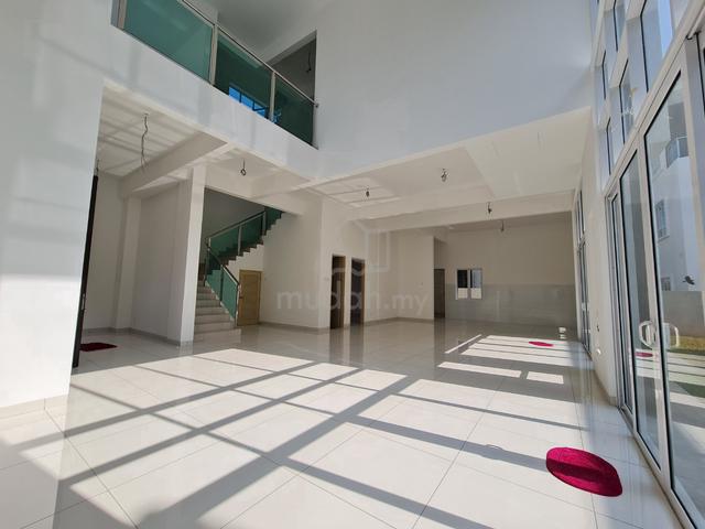 3 Storey Big Bungalow Taman Lembah Permai Gated 1