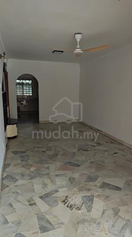 (RENOVATED)(NEW)(PAINTED) Sri Petaling 2 Storey Terrace 1