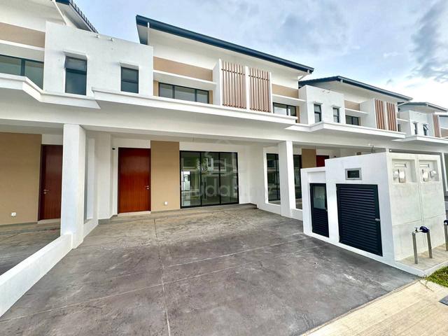 Brand New Intermediate 3R3B Enso Wood Gamuda Cove Dengkil for Sales 1