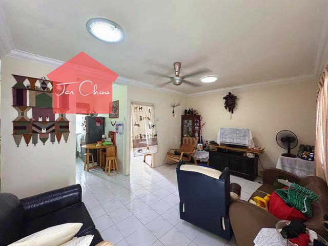 Sri Ivory (Sri Ivori) Apartment 1