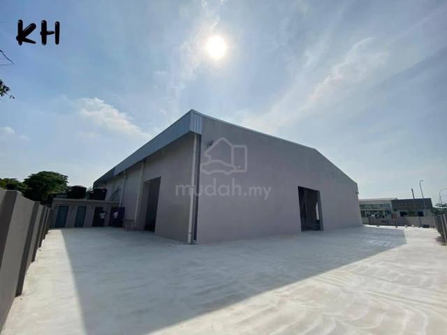 For Rent: 1.5-Storey Semi-D Warehouse/Factory @ Pandamaran 3