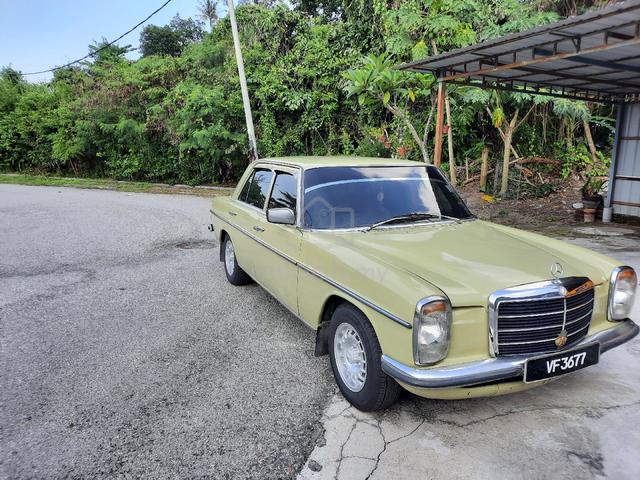1995 Mercedes Benz 240D 3.0 (M) - 2