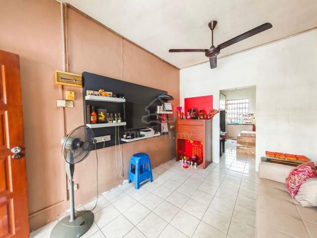 Kulai IOI Bandar Putra Fully Extended + Renovated Unit For Sale 1