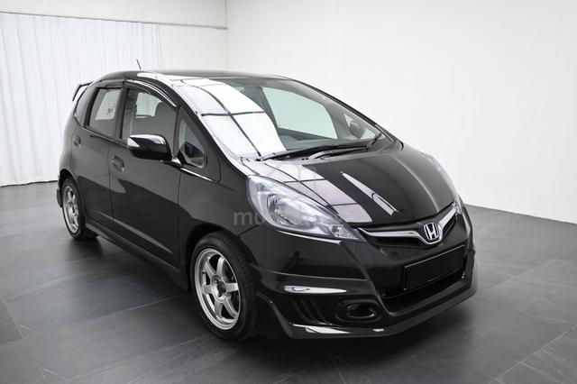 2013 Honda JAZZ 1.5 FACELIFT (A) LOW MILE 1-OWNER - 3