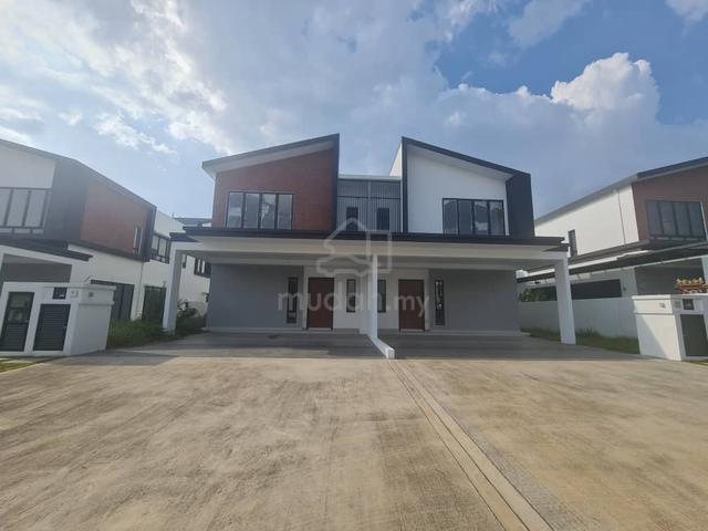Semi D Cluster Gamuda Gardens, Rawang, Sungai Buloh 1