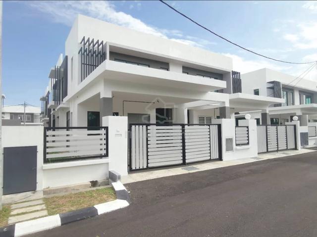Below Market ✅2 Storey Cluster ~ Freehold Bukit Katil Melaka For Sale 1