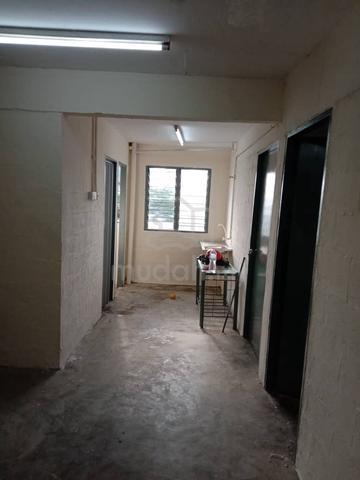 Flat Pandan Indah 1
