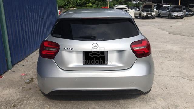 2016 Mercedes Benz A180 1.6 (loan kedai) - 3