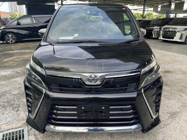Toyota VOXY 2.0 ZS KIRAMEKI III 2021 - 2