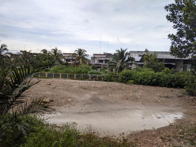 Tanah Lot Banglo Yong Peng Batu Pahat, Below MV 1