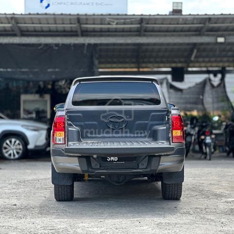 Fitted‼️ 2019 Toyota HILUX 2.8 B EDITION (A) - 5