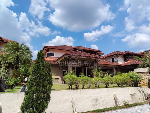 Meru Valley Golf Resort, Riverside Residence 1