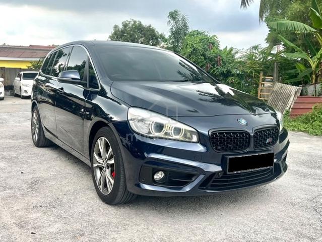 L/KEDAI 2015/2016 Bmw 220i GRAN TOURER LUXURY 2.0 - 3