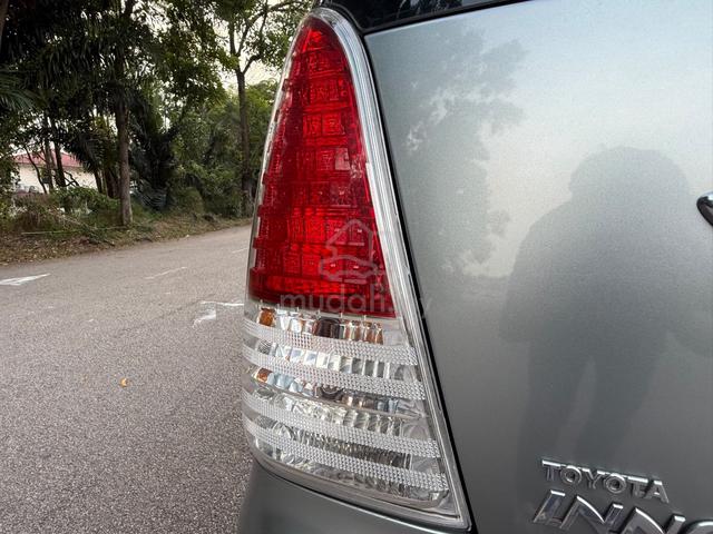 (CASH CARRY) 2010 Toyota INNOVA 2.0G AT - 5