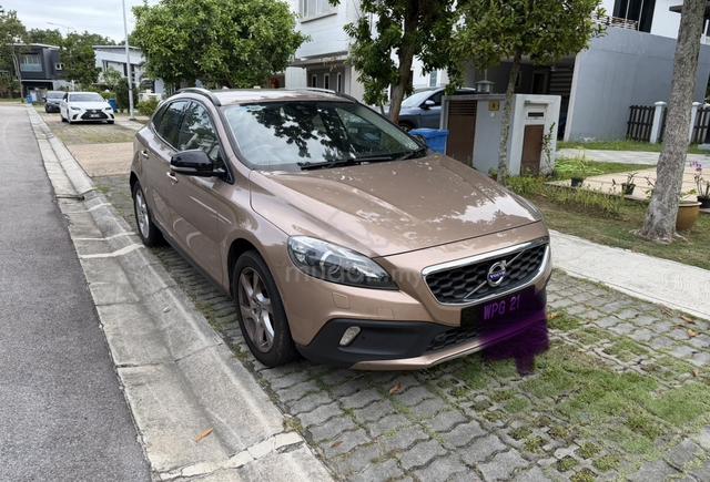 2015 Volvo V40 2.0 CROSS COUNTRY T5 (A) - 2