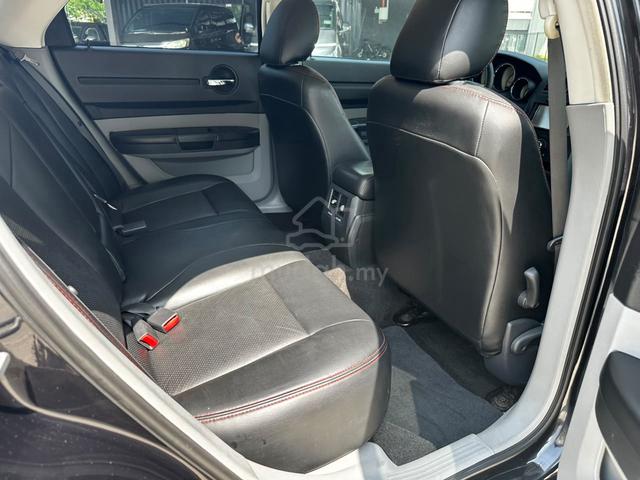 2012 Dodge MAGNUM 2.7 SE (A) - 3