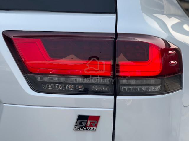 2022 Toyota LANDCRUISER 3.4 GR SPORT 29kKM JBL 360 - 3