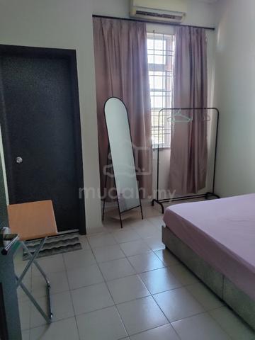 Her Stay –  Private Room| Female Friendly 1