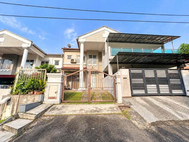 Taman Bukit Emas, Seri Kembangan FACING OPEN | FREEHOLD Terrace House 1