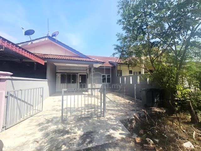 BANDAR SPRINGHILL Port Dickson, Single Storey Terrace 1