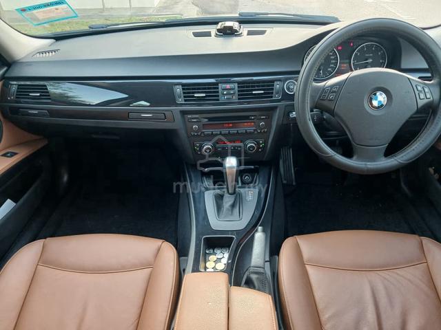 2010 Bmw 320i 2.0 (A) M-SPORTS FACELIFT CKD - 4