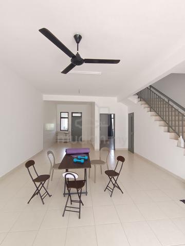 Meridin East ,The Fern ,Pasir Gudang , Bestari Perdana ,Jalan Anggerik 1
