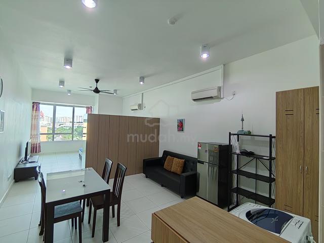 Akademik Suite 1