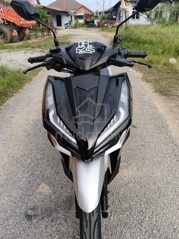 Honda Vario 125 starter cantik - photo 3 of 8