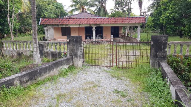 Miliki Tanah 1 Ekar dan Rumah Banglo Dekat Pekan Lenggeng Seremban 1